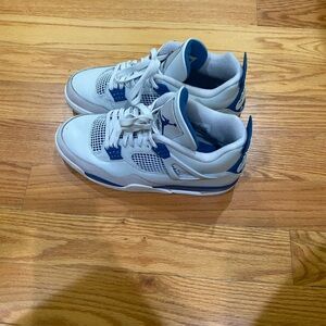 Air Jordan lv’s white blue size 11.5